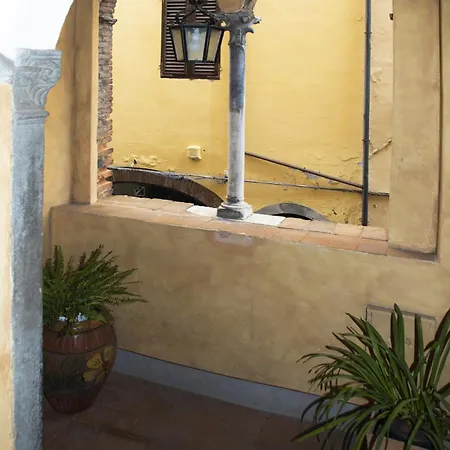 Apartment La Mansardina Beccheria 1 Double Bedroom, 1 Sofa Bed *